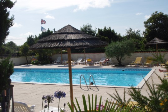 PHOTOS2008449