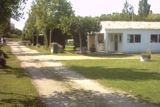 Camping_Le_Montet_-_Entree_et_accueil